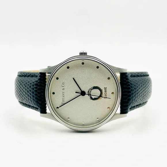 ❌SOLD❌ Tiffany And Co Lucent 33mm Swiss Made Unisex Watch - New Battery - Picture 2 of 16